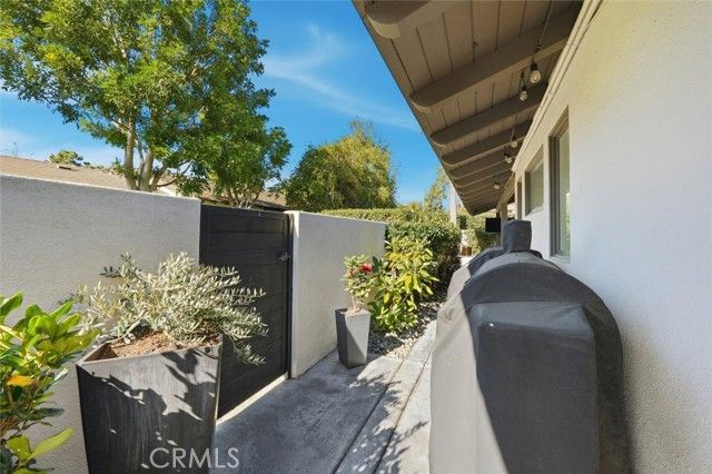 2107 Vista Laredo, Newport Beach, CA 92660