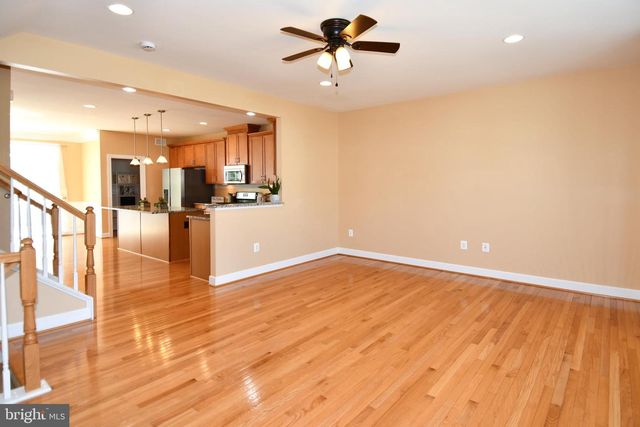 16733 SHACKLEFORD WAY, Woodbridge, VA 22191