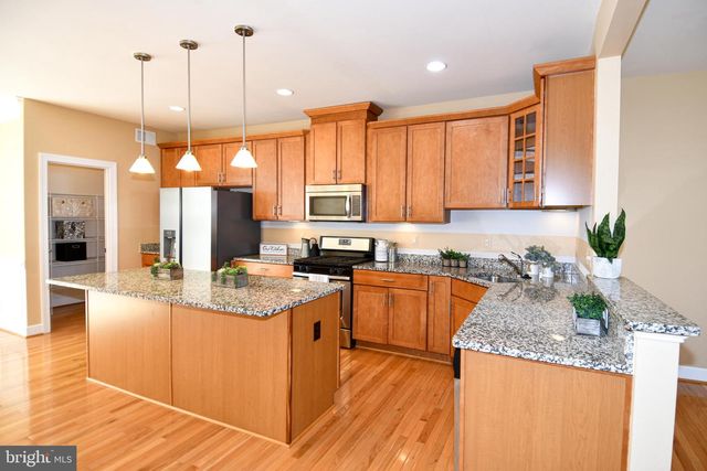 16733 SHACKLEFORD WAY, Woodbridge, VA 22191