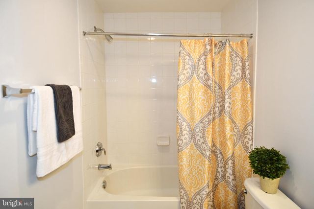 16733 SHACKLEFORD WAY, Woodbridge, VA 22191