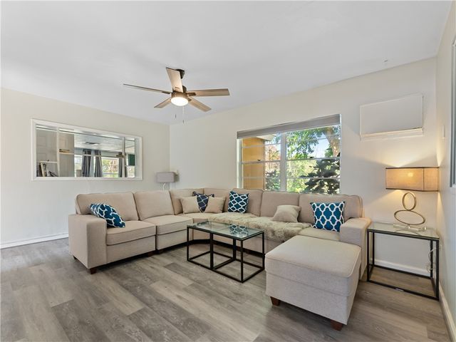 2429 2nd Avenue SE, Vero Beach, FL 32962