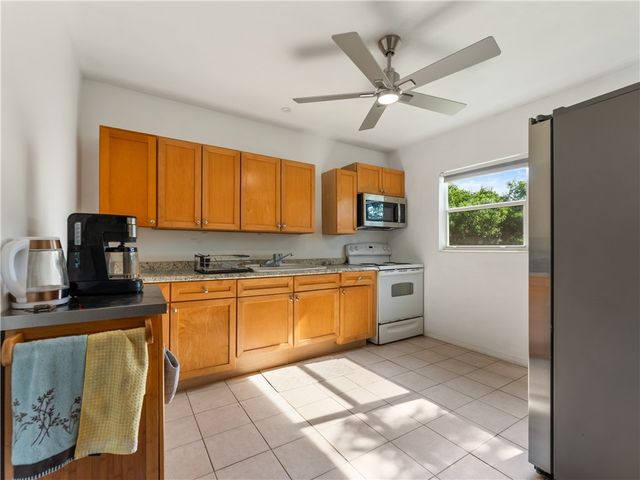 2429 2nd Avenue SE, Vero Beach, FL 32962