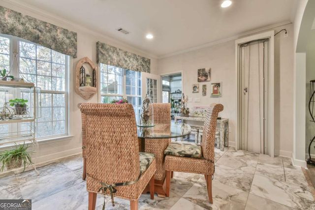 6352 Falling Water Lane, Hoschton, GA 30548