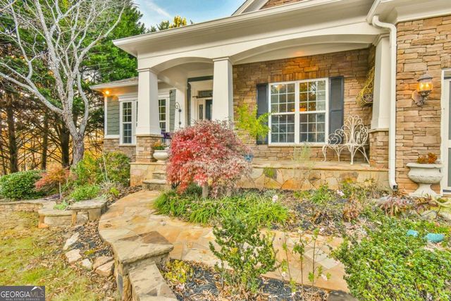 6352 Falling Water Lane, Hoschton, GA 30548