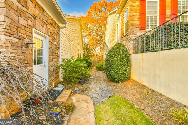 6352 Falling Water Lane, Hoschton, GA 30548