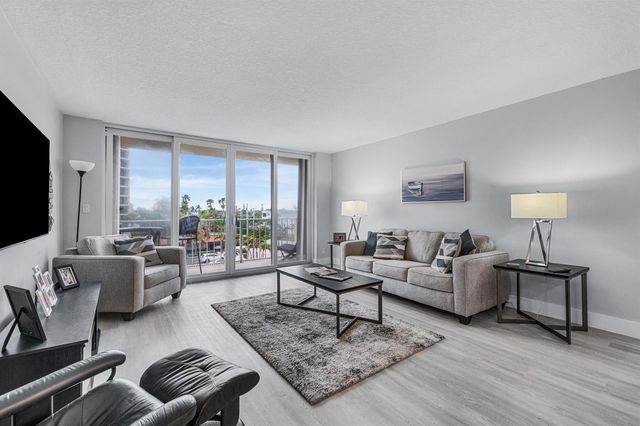 630 Ocean Drive 410, Juno Beach, FL 33408