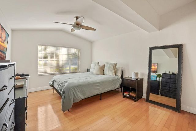 1401 NE 14th Street, Fort Lauderdale, FL 33304