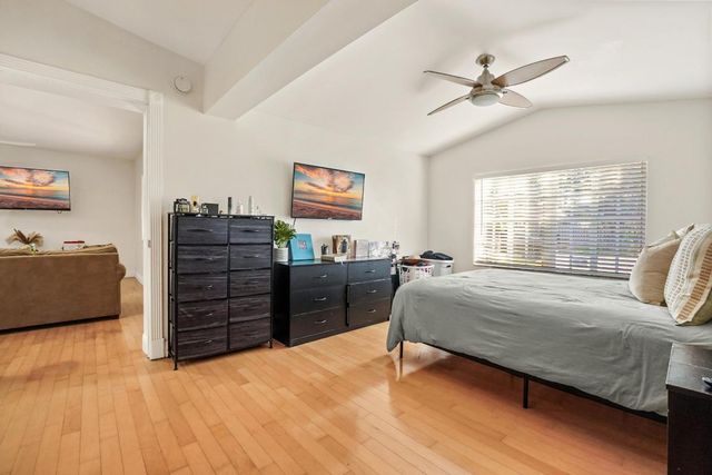 1401 NE 14th Street, Fort Lauderdale, FL 33304