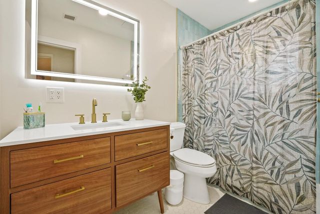 1401 NE 14th Street, Fort Lauderdale, FL 33304