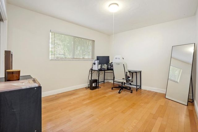 1401 NE 14th Street, Fort Lauderdale, FL 33304