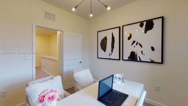28726 SW 132nd Ct, Homestead, FL 33033