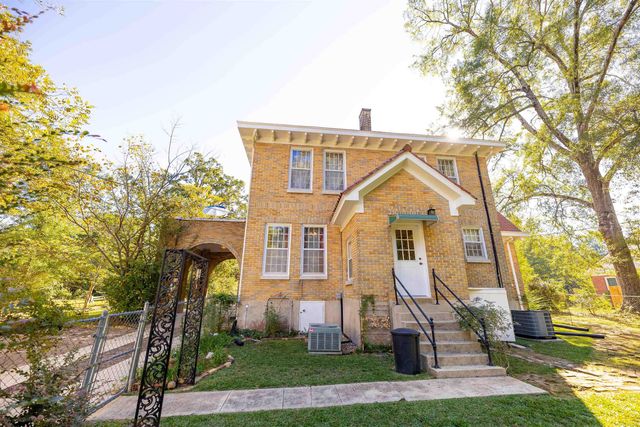 428 Agee Ave, Camden, AR 71701