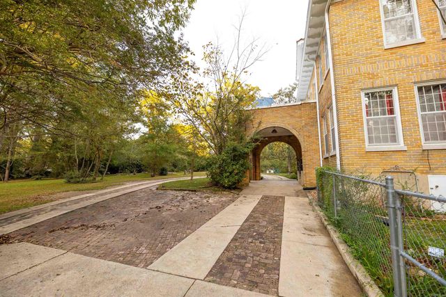 428 Agee Ave, Camden, AR 71701