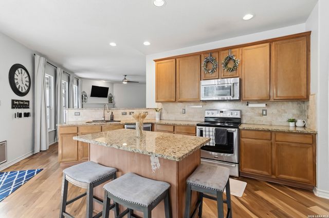 21219 Villa Valencia, San Antonio, TX 78258