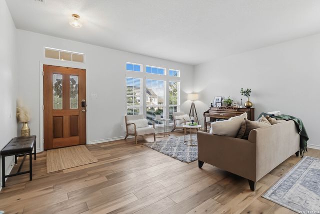 21219 Villa Valencia, San Antonio, TX 78258