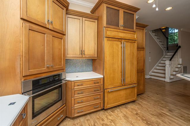 34 Eastlake Road, Mount Pleasant, SC 29464