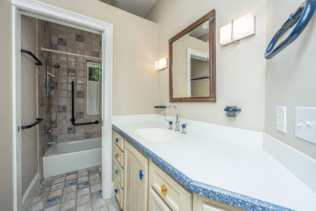 34 Eastlake Road, Mount Pleasant, SC 29464