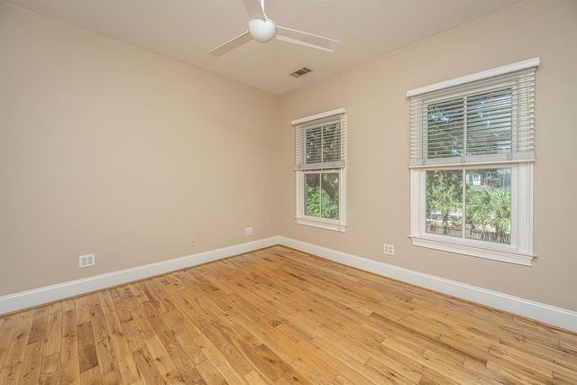 34 Eastlake Road, Mount Pleasant, SC 29464