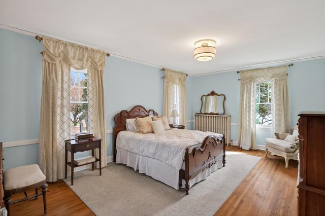 4836 Quail Avenue N, Crystal, MN 55429