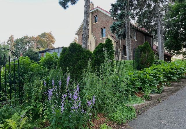 4836 Quail Avenue N, Crystal, MN 55429