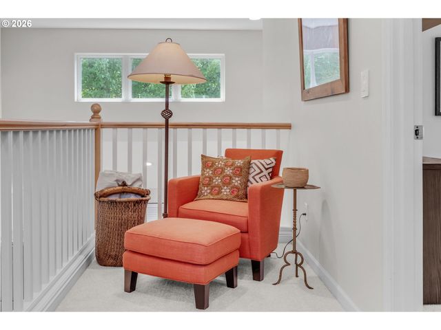 2526 Nw MARSDEN Pl, Portland, OR 97229
