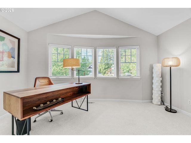 2526 Nw MARSDEN Pl, Portland, OR 97229
