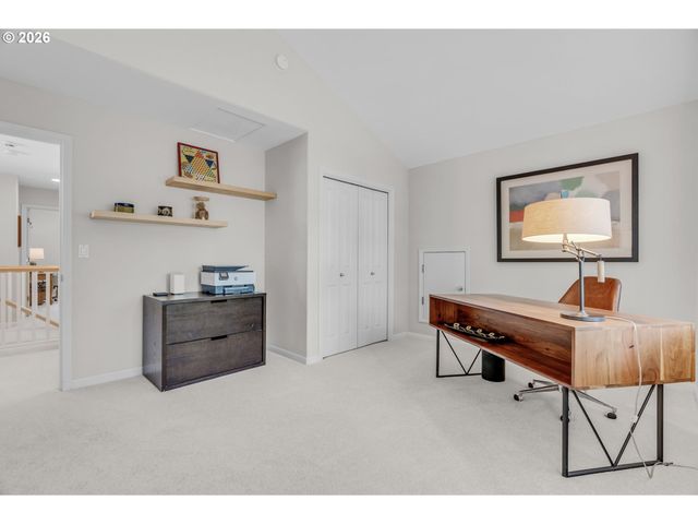 2526 Nw MARSDEN Pl, Portland, OR 97229