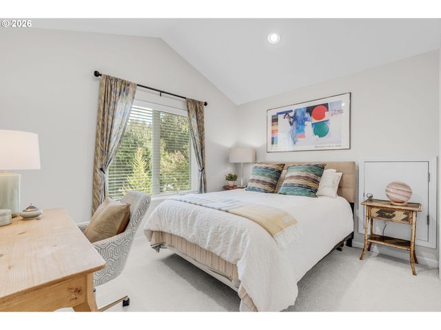 2526 Nw MARSDEN Pl, Portland, OR 97229