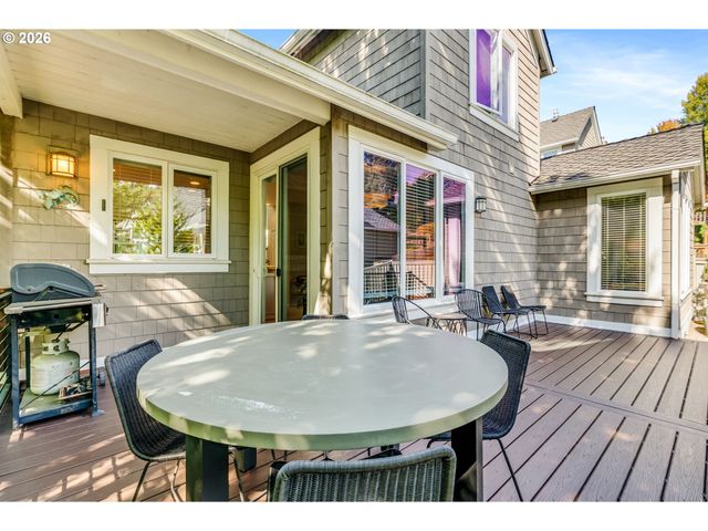 2526 Nw MARSDEN Pl, Portland, OR 97229