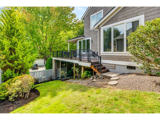 2526 Nw MARSDEN Pl, Portland, OR 97229