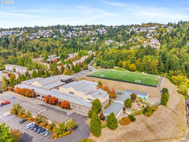 2526 Nw MARSDEN Pl, Portland, OR 97229