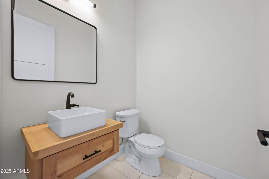 4409 N 32ND Street, Phoenix, AZ 85018