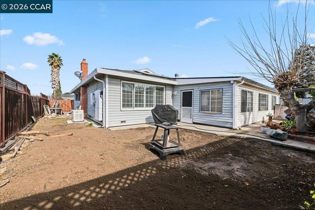 5833 Singing Hills Ave, Livermore, CA 94551