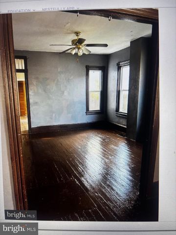 99 S BROAD ST, Penns Grove, NJ 08069