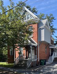 28 S Clover St 4, Poughkeepsie, NY 12601