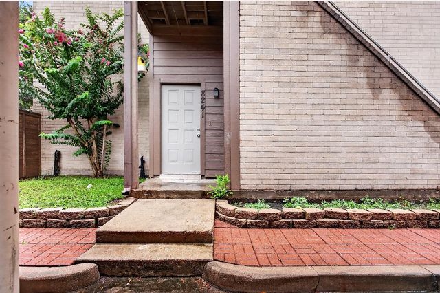 8241 Sands Point Drive 159, Houston, TX 77036