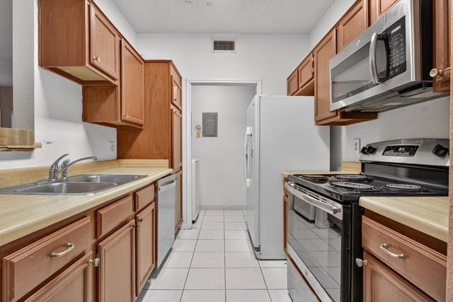 8241 Sands Point Drive 159, Houston, TX 77036