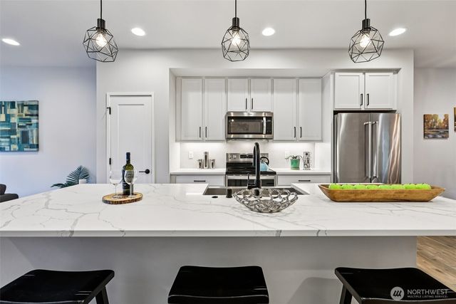 18775 76th Avenue W, Lynnwood, WA 98037