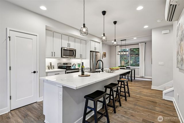 18775 76th Avenue W, Lynnwood, WA 98037