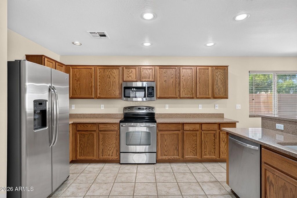 15410 N 169TH Lane, Surprise, AZ 85388 — photo 4