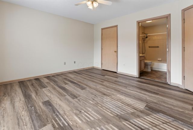 2405 Sportsman Drive, Grove City, OH 43123