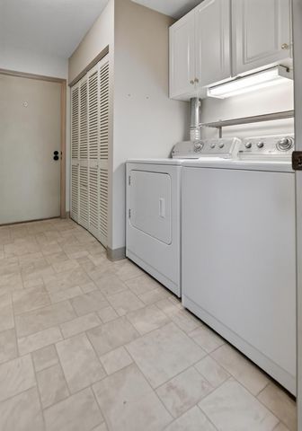 2405 Sportsman Drive, Grove City, OH 43123
