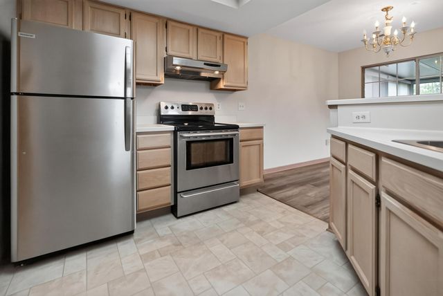 2405 Sportsman Drive, Grove City, OH 43123