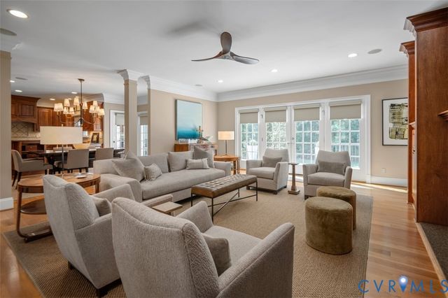 217 Middle Quarter Ln, Henrico, VA 23238
