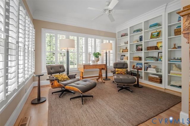 217 Middle Quarter Ln, Henrico, VA 23238