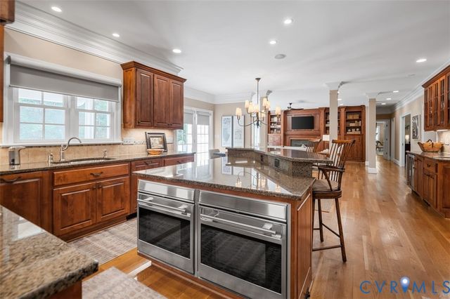 217 Middle Quarter Ln, Henrico, VA 23238