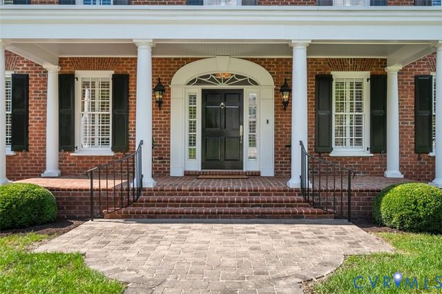 217 Middle Quarter Ln, Henrico, VA 23238