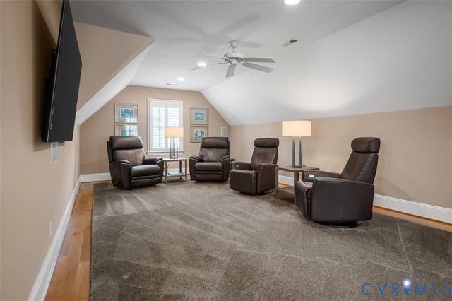 217 Middle Quarter Ln, Henrico, VA 23238