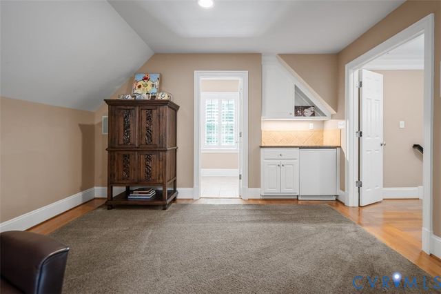 217 Middle Quarter Ln, Henrico, VA 23238