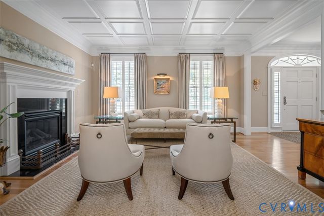 217 Middle Quarter Ln, Henrico, VA 23238